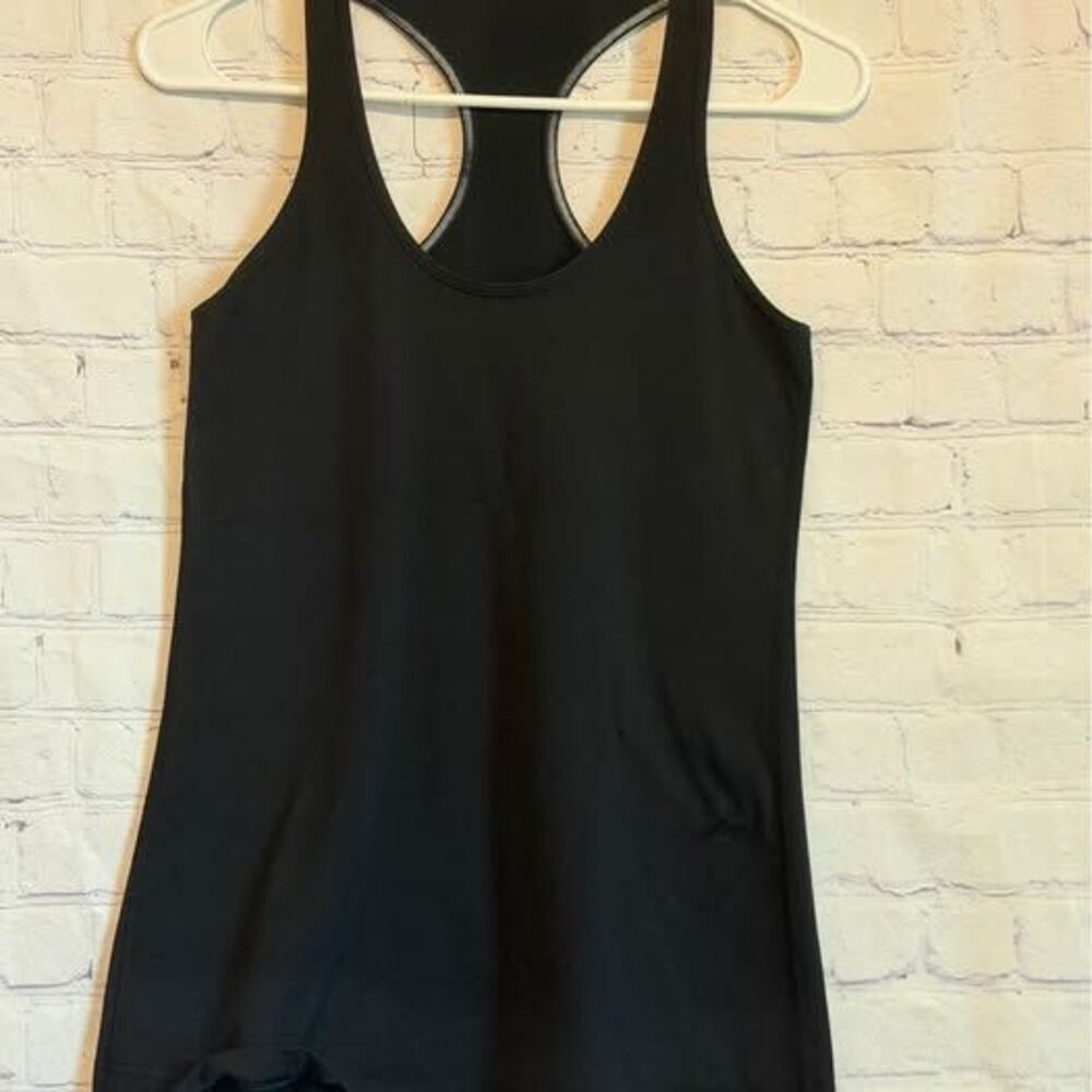 Lululemon Black Racerback Workout Tank Top (Fits S / Size 4-6)
